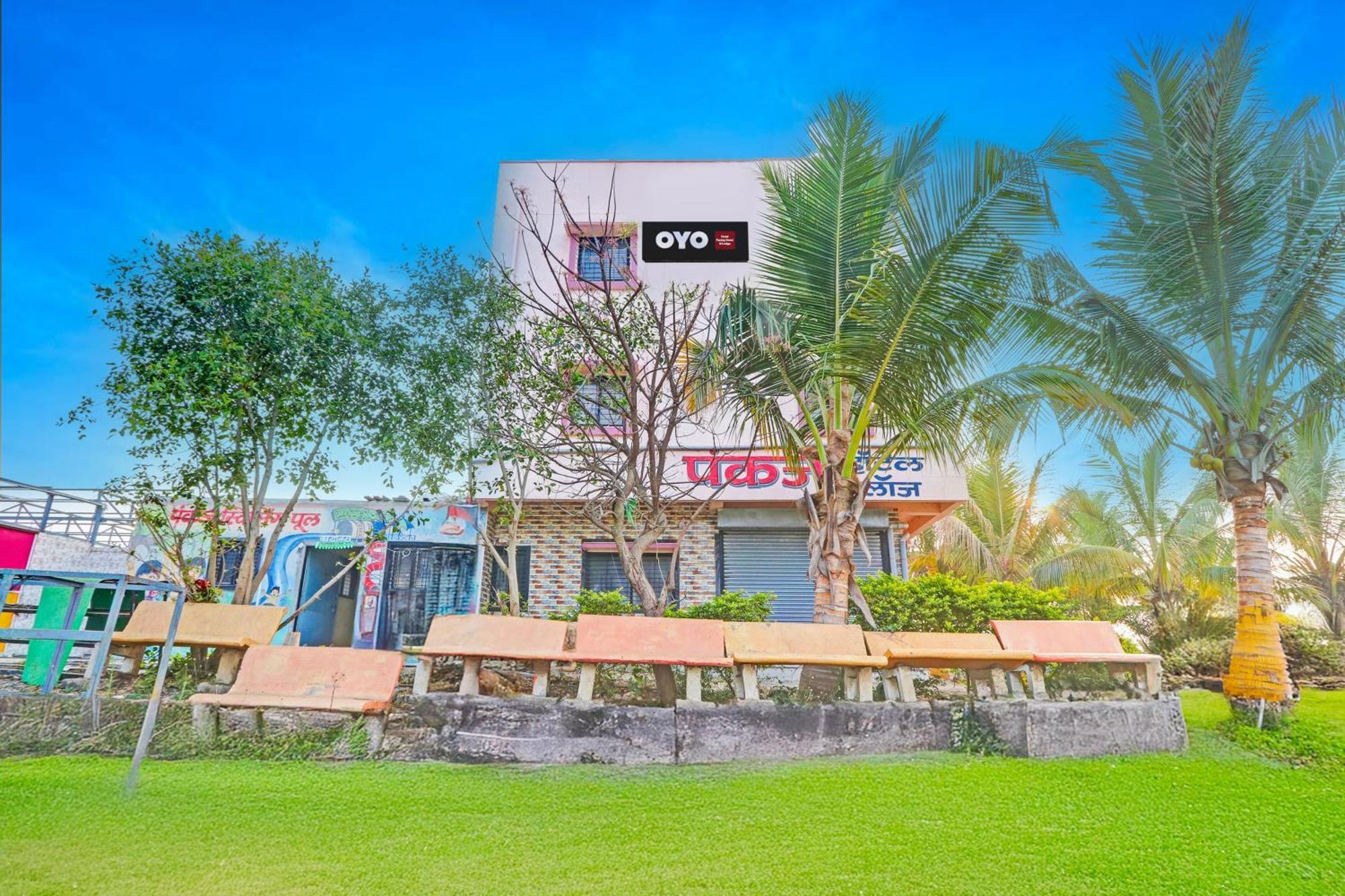 Hotel O Pankaj Hotel & Lodge Gangapur  ภายนอก รูปภาพ