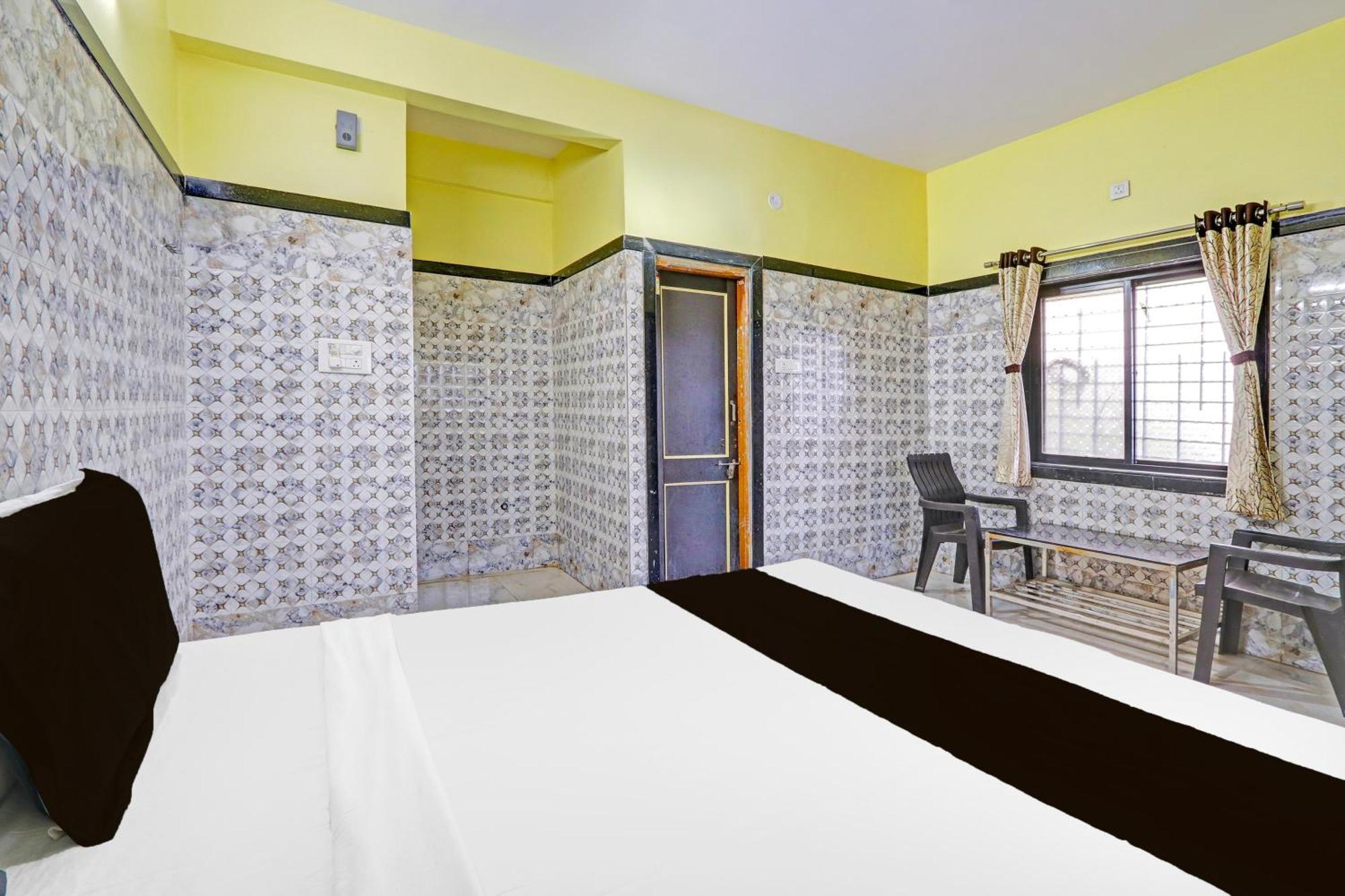 Hotel O Pankaj Hotel & Lodge Gangapur  ภายนอก รูปภาพ